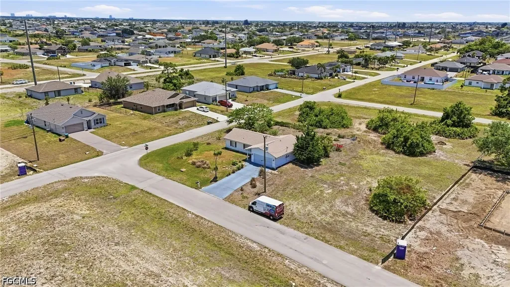 18 NW 26th Terrace Cape Coral FL 33993
