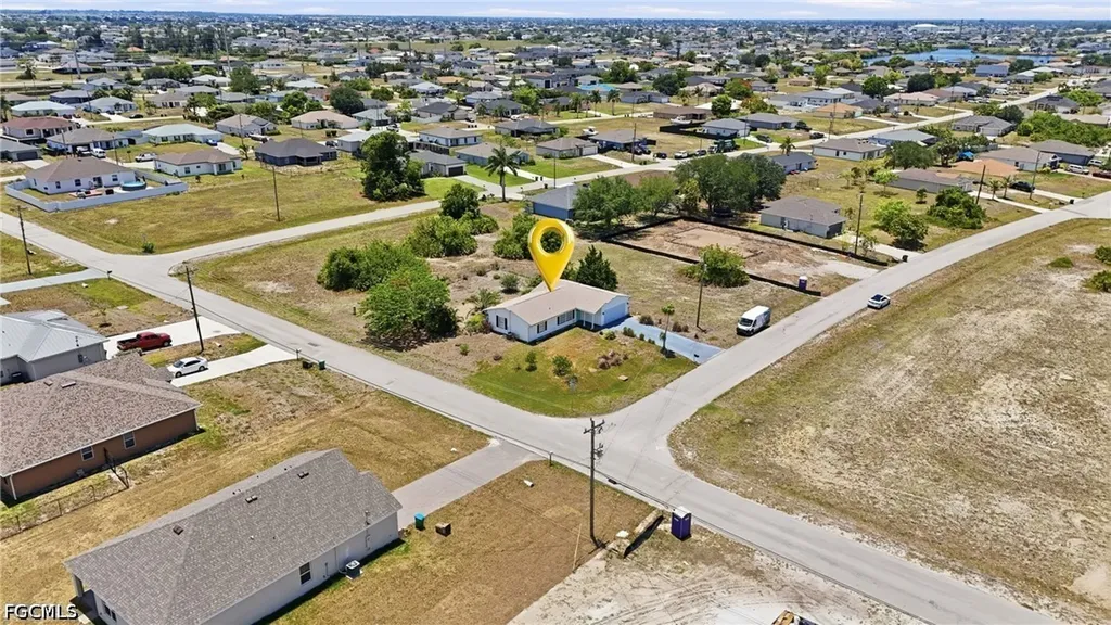 18 NW 26th Terrace Cape Coral FL 33993