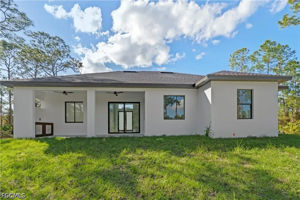 1116 8th Avenue Lehigh Acres FL 33972