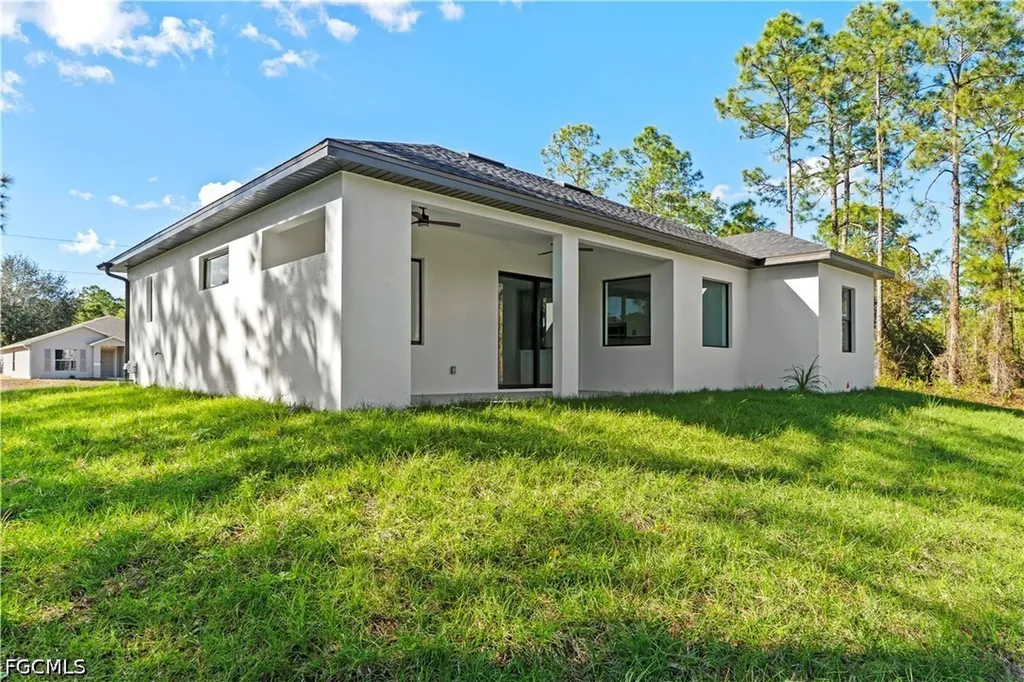 1116 8th Avenue Lehigh Acres FL 33972