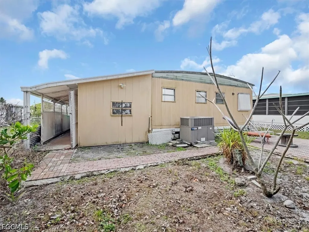 265 Fireball Lane North Fort Myers FL 33917