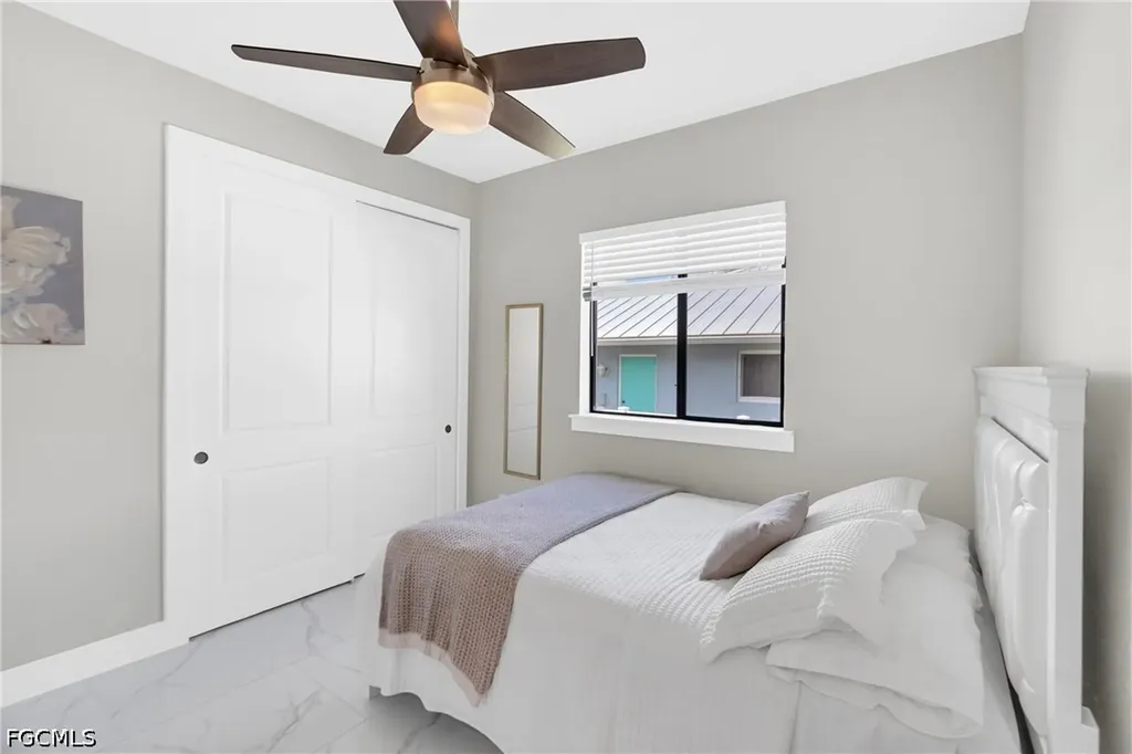 2827 SW 32nd Street Cape Coral FL 33914