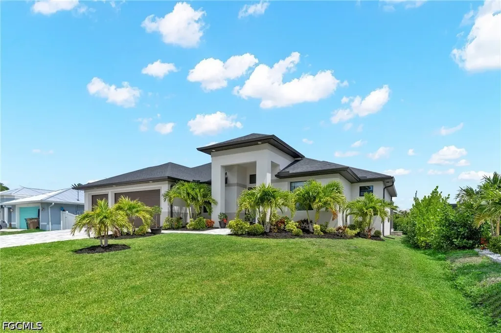 2827 SW 32nd Street Cape Coral FL 33914