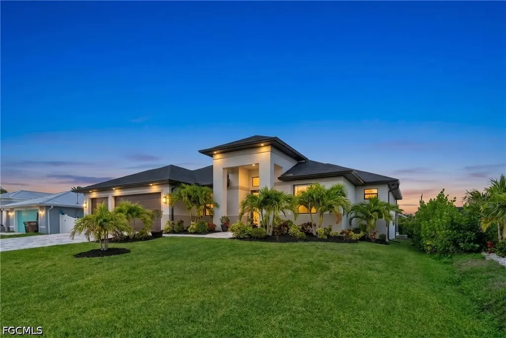 2827 SW 32nd Street Cape Coral FL 33914