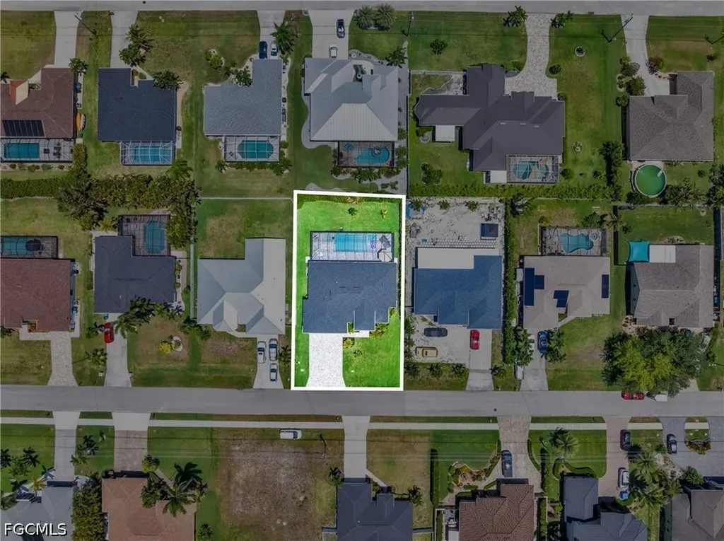 2827 SW 32nd Street Cape Coral FL 33914