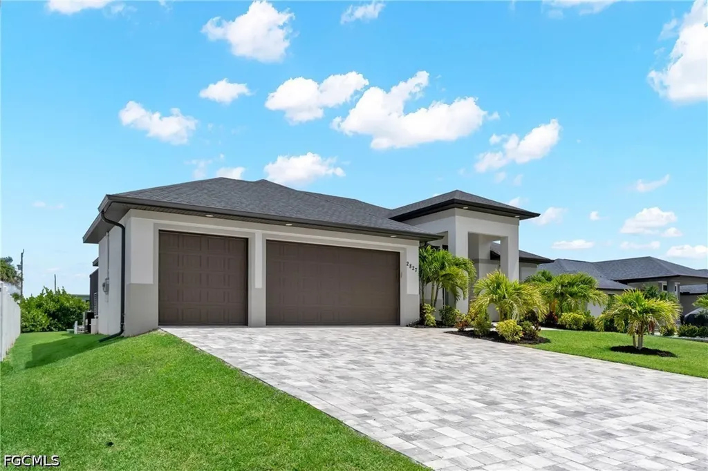 2827 SW 32nd Street Cape Coral FL 33914
