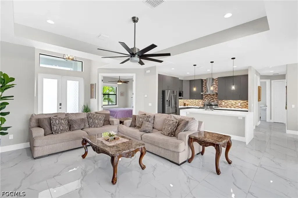 2827 SW 32nd Street Cape Coral FL 33914