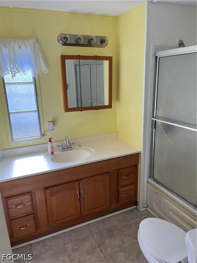 75 Hacienda Boulevard Fort Myers FL 33905