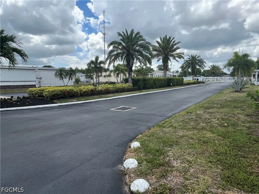 75 Hacienda Boulevard Fort Myers FL 33905