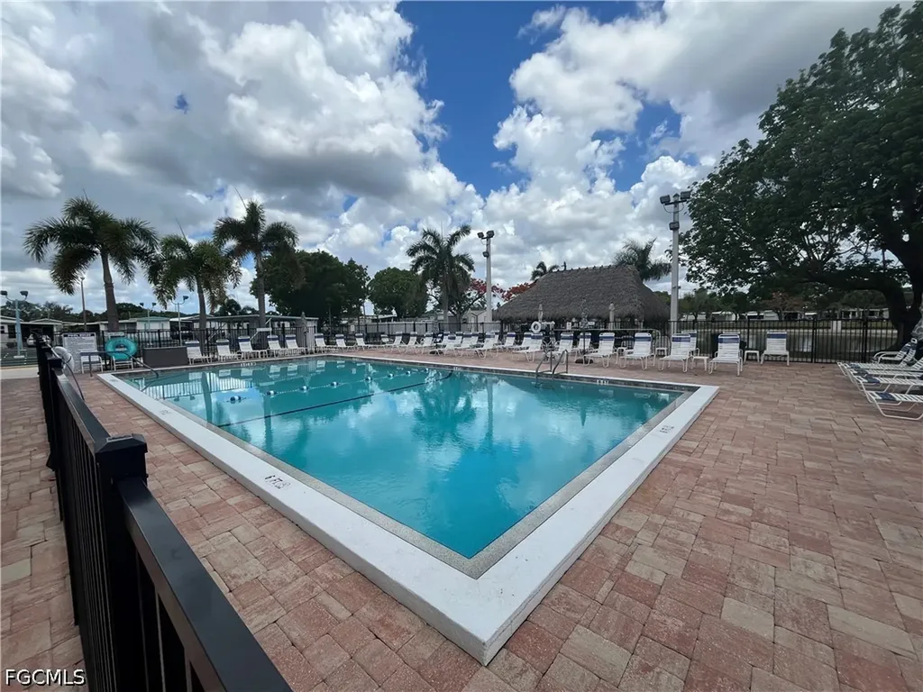 75 Hacienda Boulevard Fort Myers FL 33905