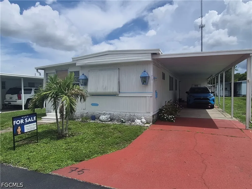 75 Hacienda Boulevard Fort Myers FL 33905