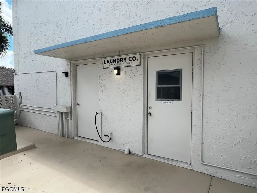 75 Hacienda Boulevard Fort Myers FL 33905