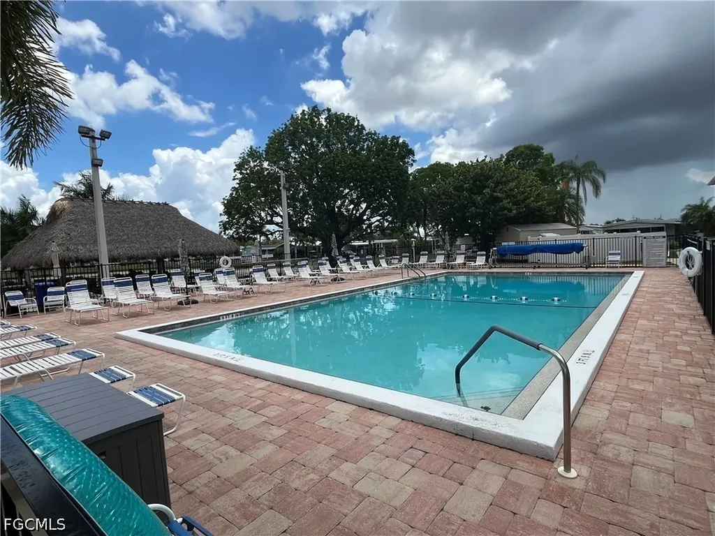 75 Hacienda Boulevard Fort Myers FL 33905