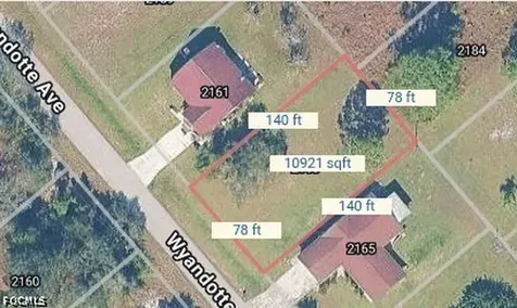 2163 Wyandotte Avenue Alva FL 33920