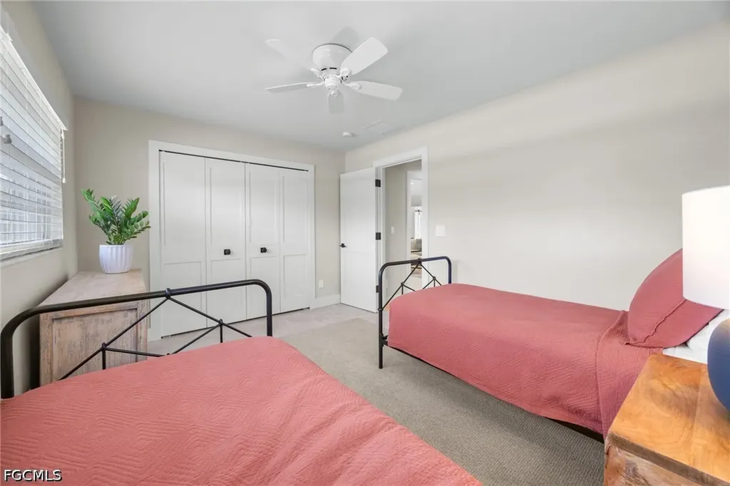 283 Palm Lake Drive Sanibel FL 33957