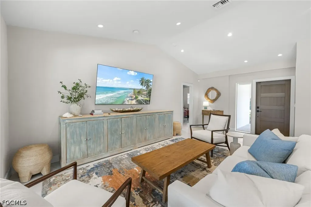 283 Palm Lake Drive Sanibel FL 33957