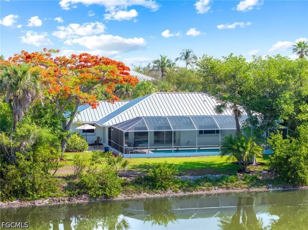 283 Palm Lake Drive Sanibel FL 33957