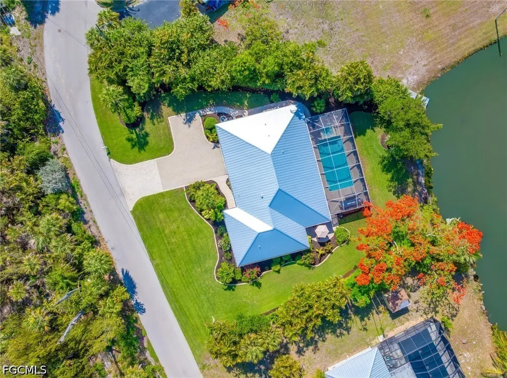 283 Palm Lake Drive Sanibel FL 33957