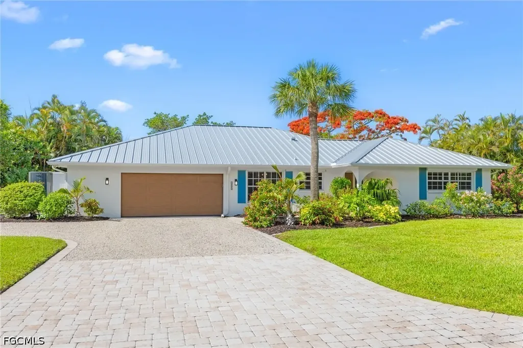 283 Palm Lake Drive Sanibel FL 33957