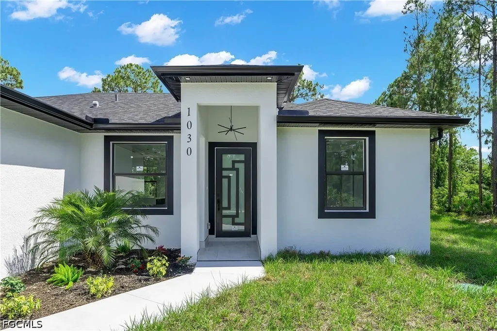 1030 Hunter Street E Lehigh Acres FL 33974