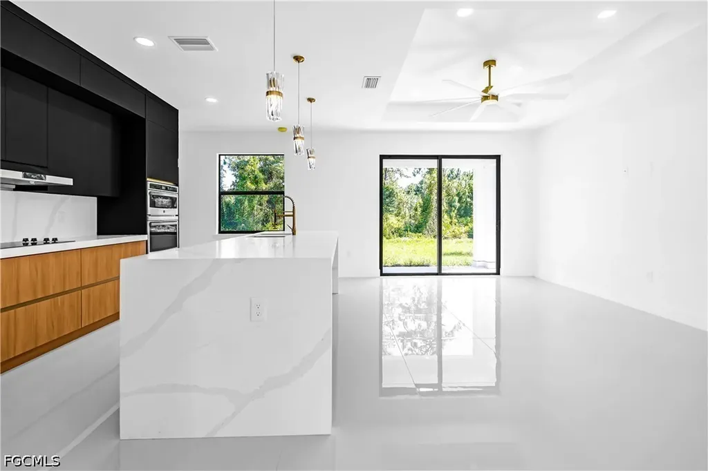 1030 Hunter Street E Lehigh Acres FL 33974