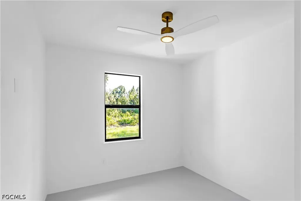 1030 Hunter Street E Lehigh Acres FL 33974