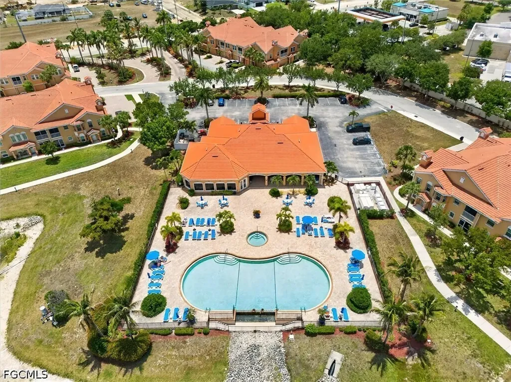 1806 Concordia Lake Circle Cape Coral FL 33909