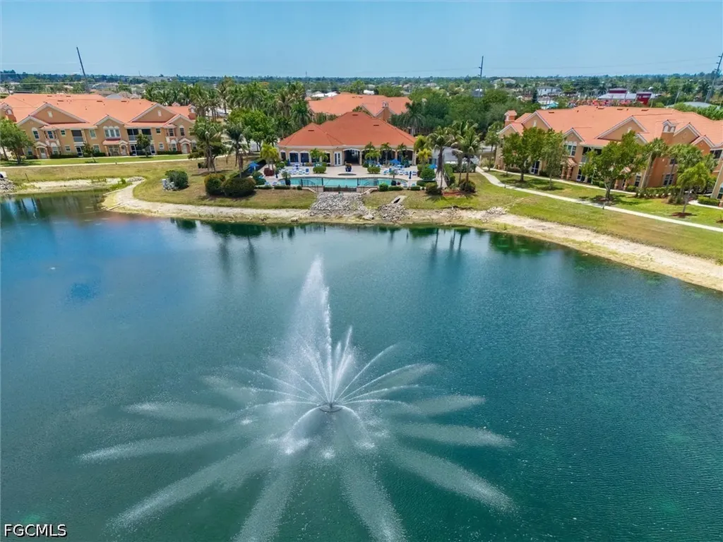 1806 Concordia Lake Circle Cape Coral FL 33909