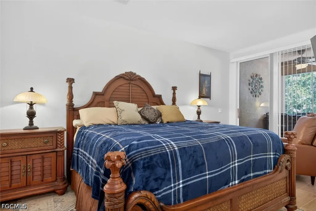 1806 Concordia Lake Circle Cape Coral FL 33909
