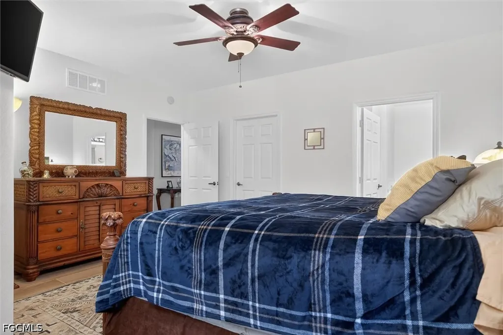 1806 Concordia Lake Circle Cape Coral FL 33909