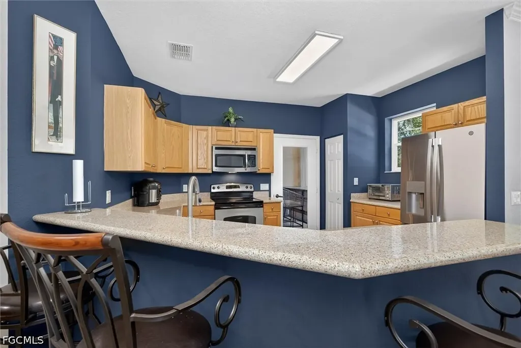 1806 Concordia Lake Circle Cape Coral FL 33909