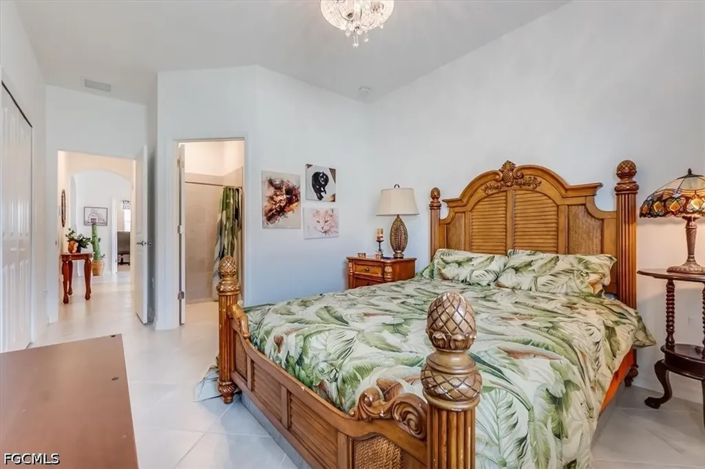 3335 Menores Way Fort Myers FL 33905