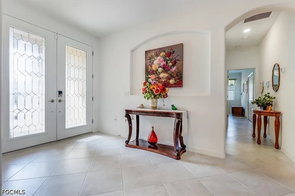 3335 Menores Way Fort Myers FL 33905