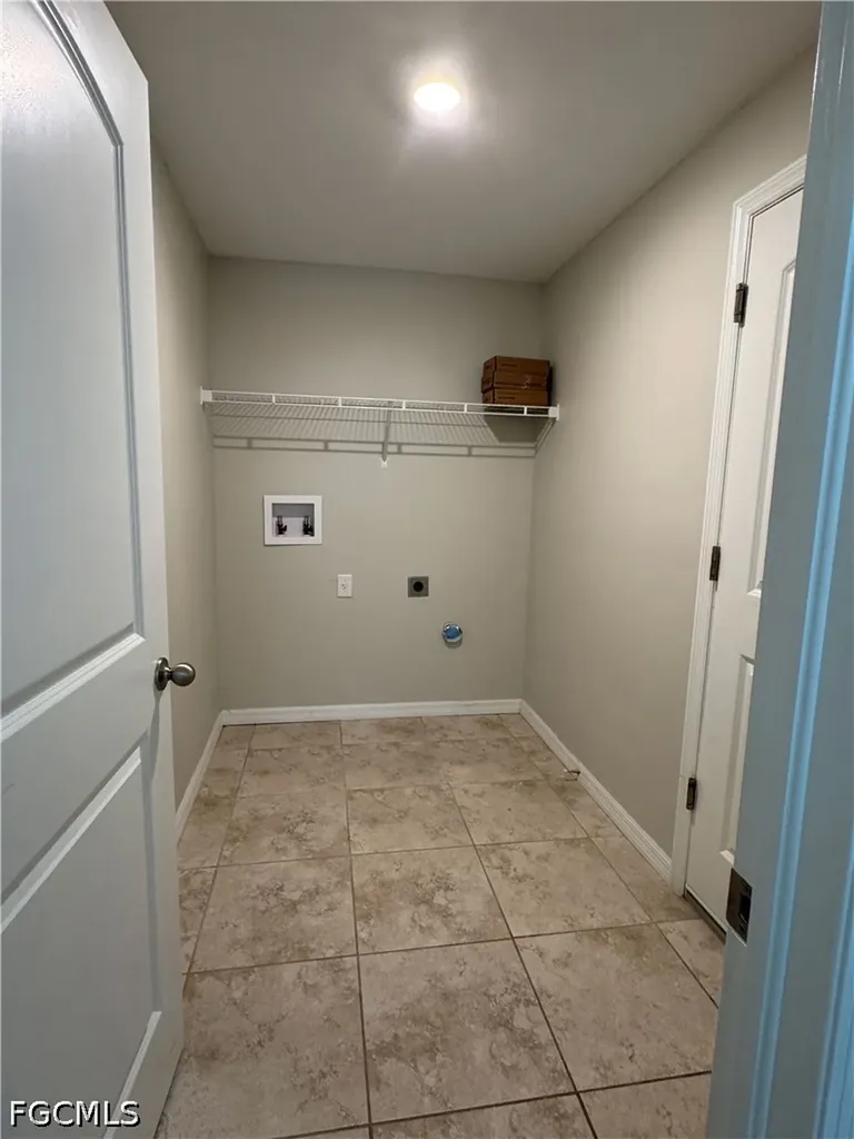 2536 NW 18th Place Cape Coral FL 33993