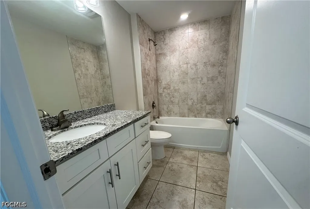 2536 NW 18th Place Cape Coral FL 33993