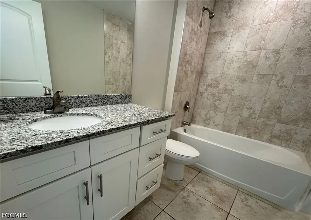 2536 NW 18th Place Cape Coral FL 33993