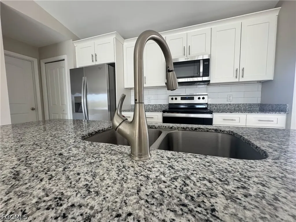 2536 NW 18th Place Cape Coral FL 33993