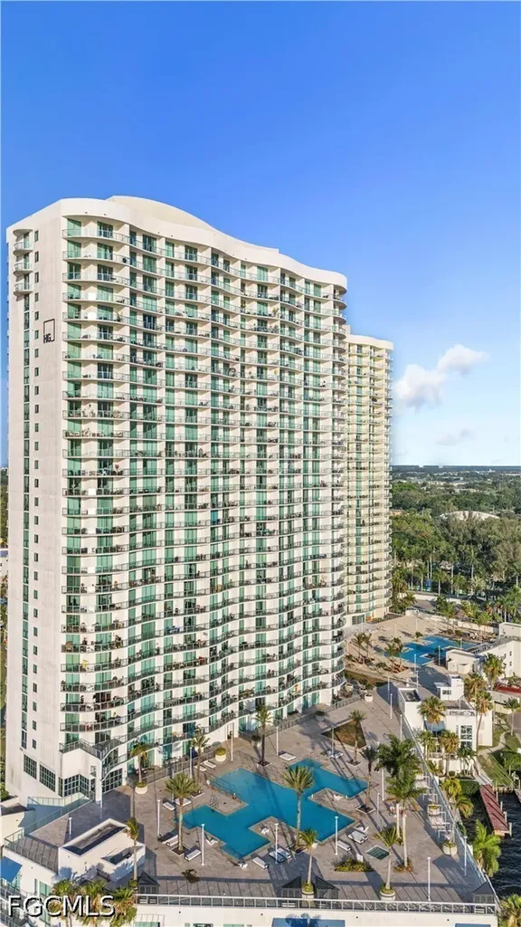 3000 Oasis Grand Boulevard Fort Myers FL 33916