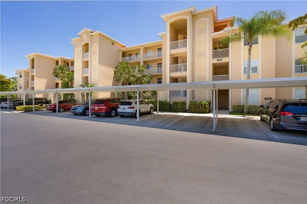8320 Whiskey Preserve Circle Fort Myers FL 33919