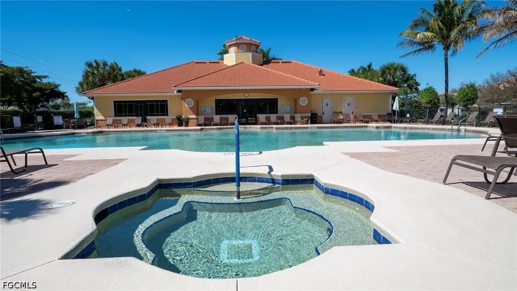 8320 Whiskey Preserve Circle Fort Myers FL 33919