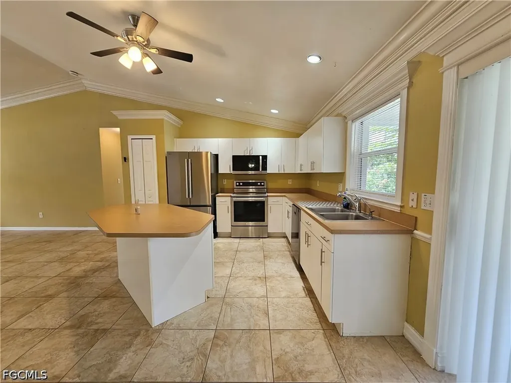 4621 30th Street SW Lehigh Acres FL 33973