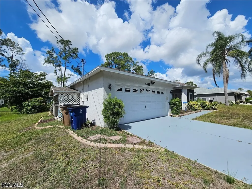 4621 30th Street SW Lehigh Acres FL 33973