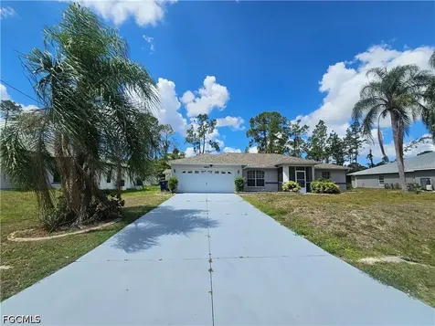 4621 30TH Street SW Lehigh Acres FL 33973