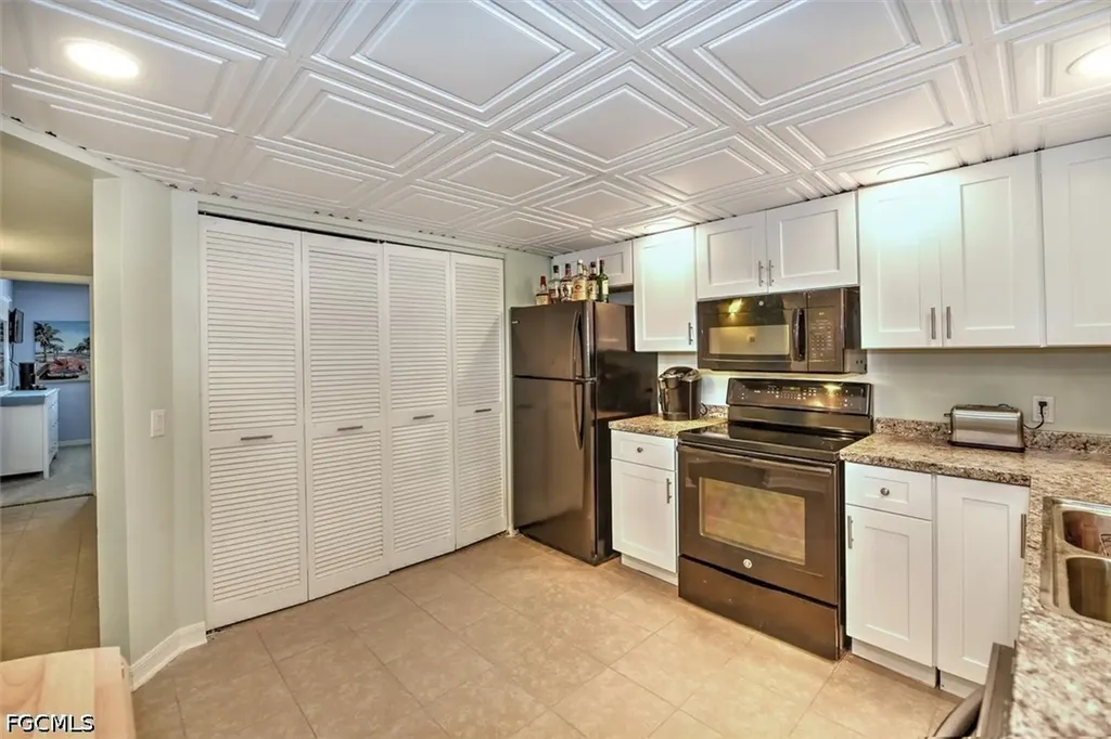 3384 N Key Drive North Fort Myers FL 33903