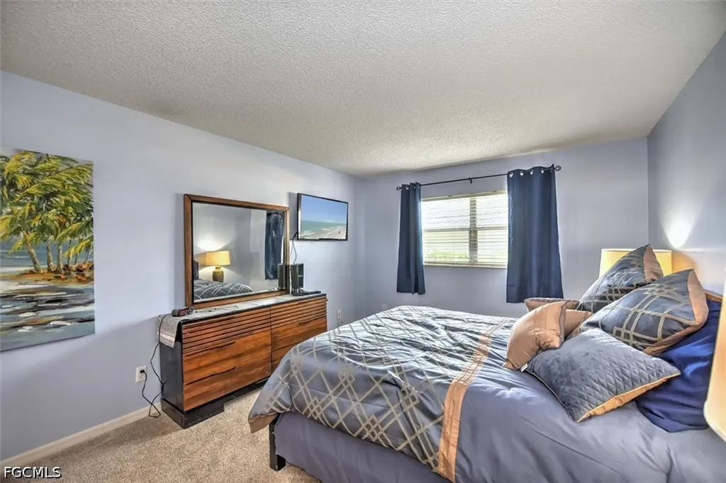 3384 N Key Drive North Fort Myers FL 33903