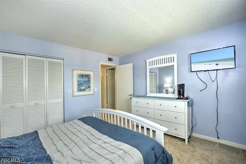 3384 N Key Drive North Fort Myers FL 33903
