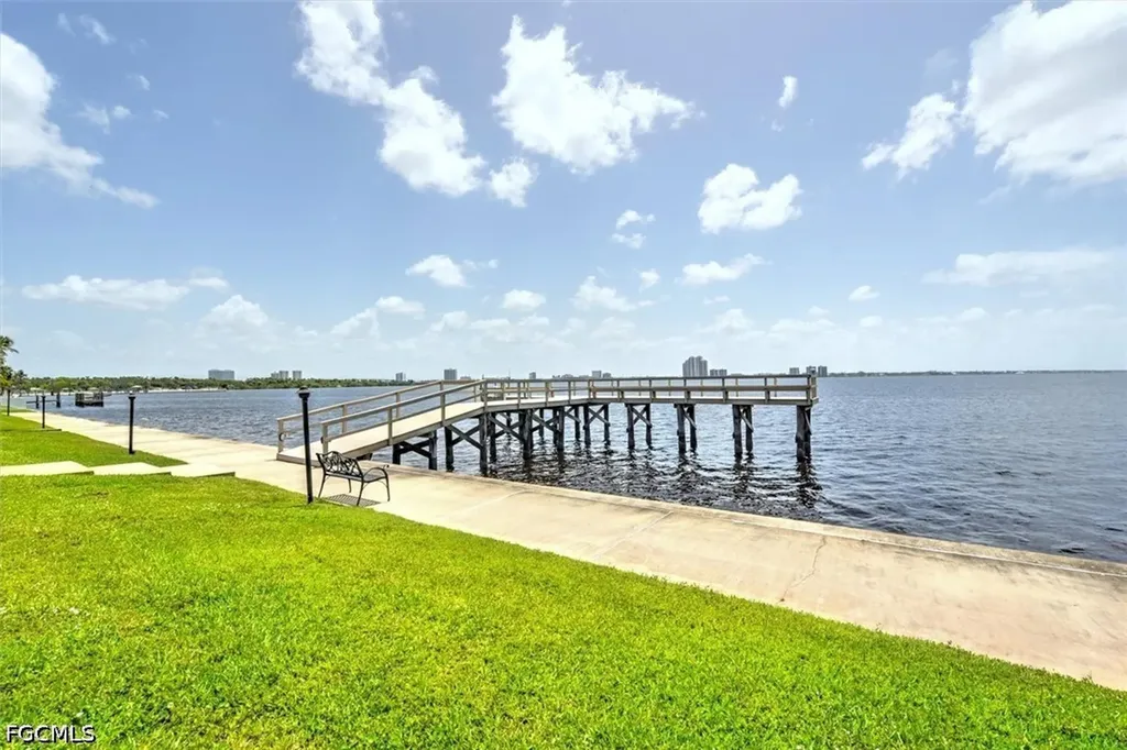 3384 N Key Drive North Fort Myers FL 33903