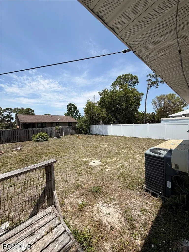 18306 Hepatica Road Fort Myers FL 33967