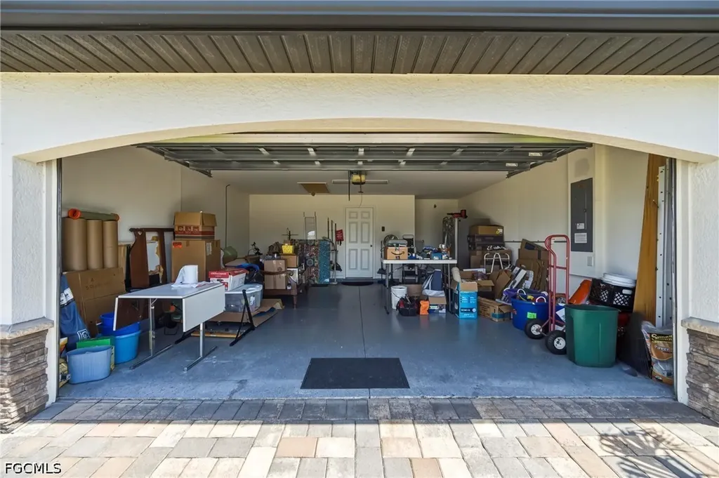 3233 NW 21st Street Cape Coral FL 33993