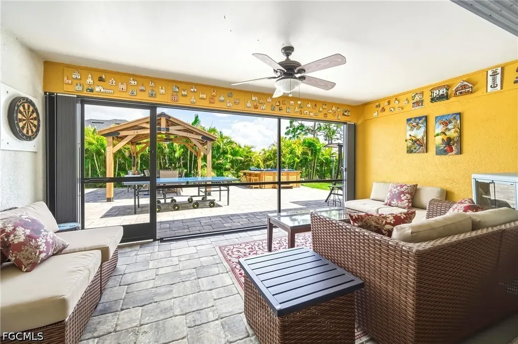 3233 NW 21st Street Cape Coral FL 33993